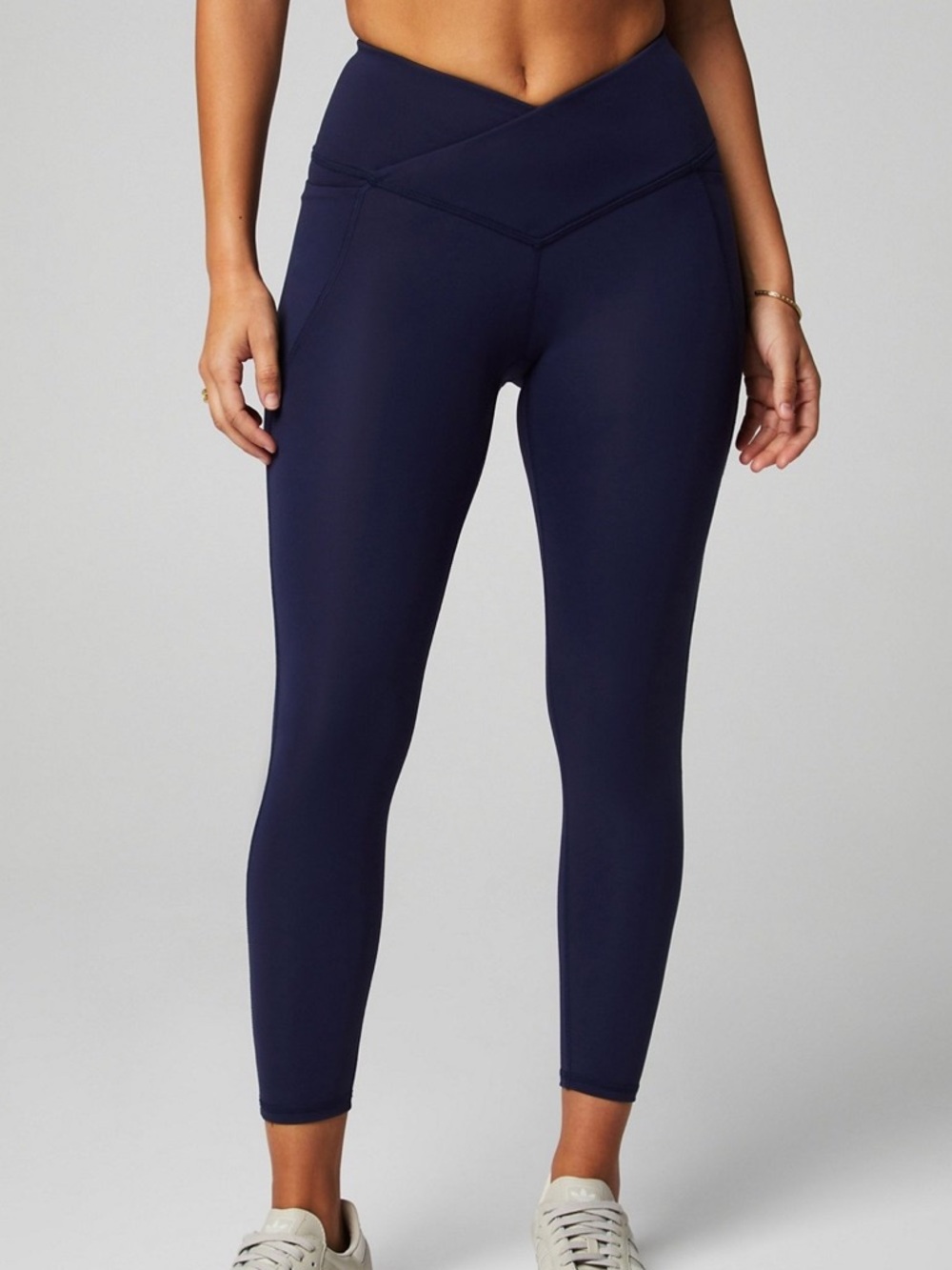 Fabletics Oasis PureLuxe Crossover Legging 7/8👖